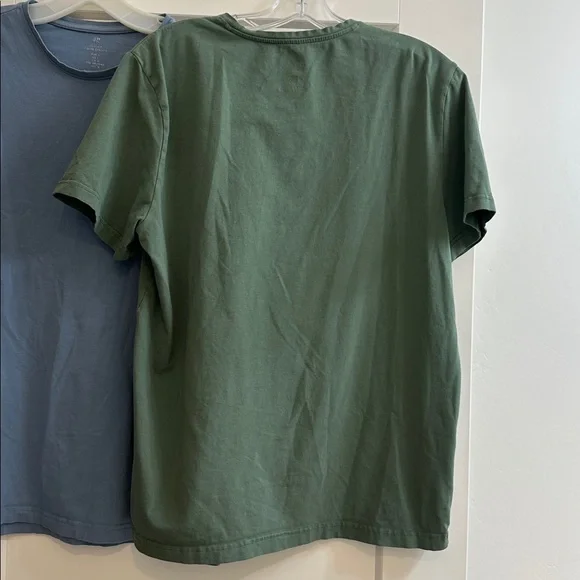 H&M Slim Fit Tees - Picture 4 of 6